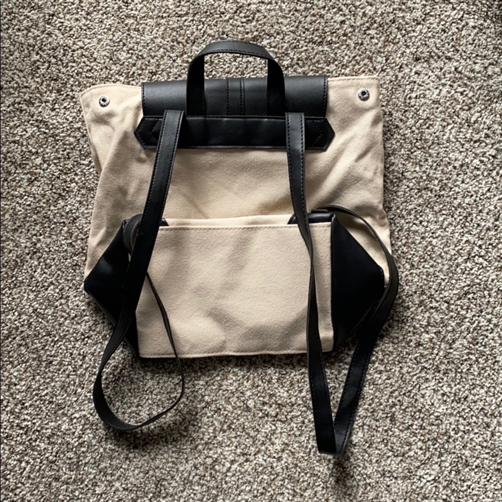 Backpack - Picture 3 of 3